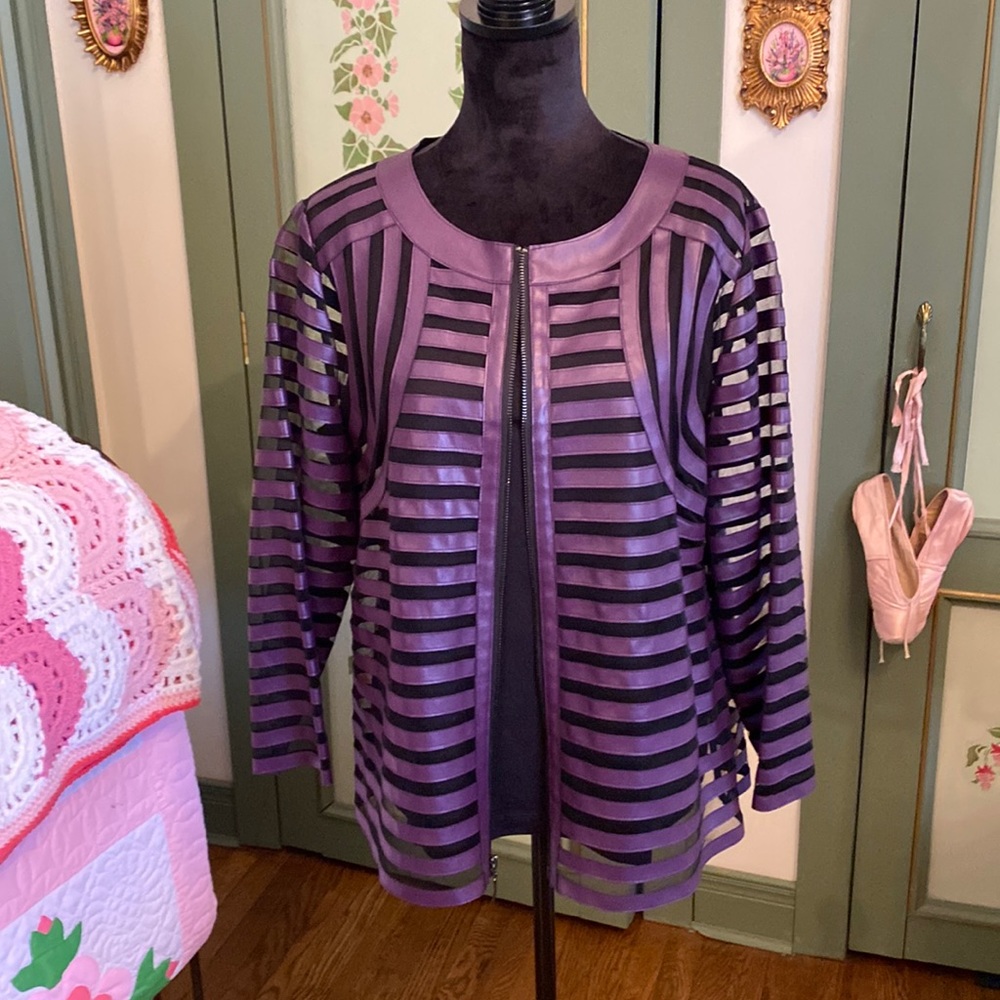 CHICO'S TRAVELER'S Purple Faux Leather and Mesh Jacket Size 2 (12/14)